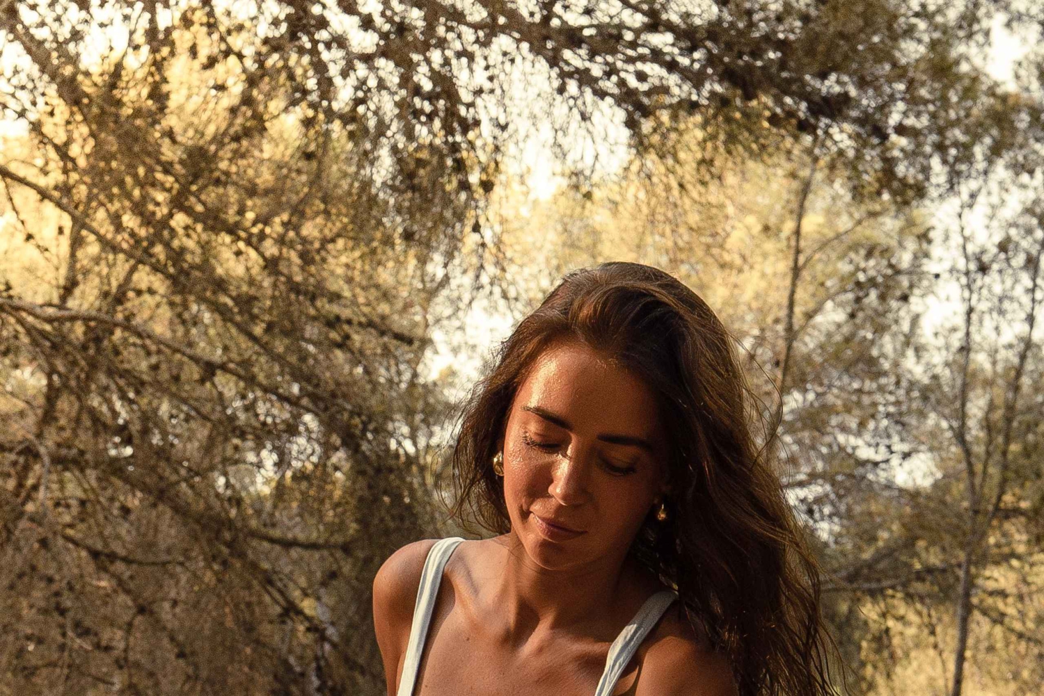 イタリア：海岸沿いの森で楽しむ乗馬体験（3時間、送迎付き）