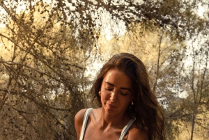 イタリア：海岸沿いの森で楽しむ乗馬体験（3時間、送迎付き）