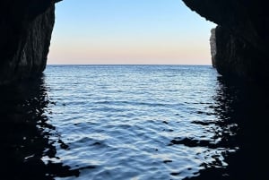 Excursion en bateau d'une heure à la découverte des grottes du Salento