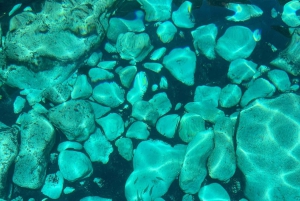 Lampedusa: cruzeiro de barco com paragens para nadar e almoço italiano