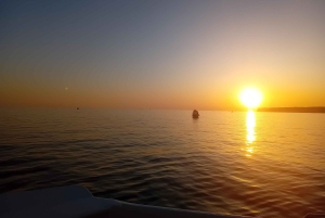 Lampedusa: cruzeiro de barco com paragens para nadar e almoço italiano