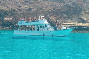 Lampedusa: cruzeiro de barco com paragens para nadar e almoço italiano