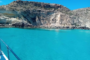 Lampedusa: cruzeiro de barco com paragens para nadar e almoço italiano