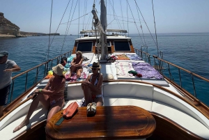 Lampedusa: Elegante dag rondvaart met lunch aan boord