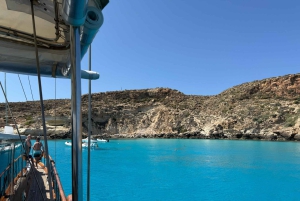 Lampedusa: Elegante dag rondvaart met lunch aan boord