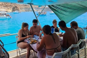 Lampedusa: Passeio de iate, paradas para banho e almoço típico