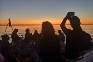 Lampedusa: Yachtausflug, Badestopps und typisches Mittagessen