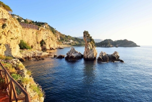 Letojanni, Taormina ja Isola Bella: päivittäinen ryhmäretki aperitiivilla