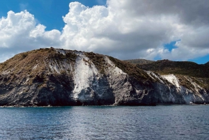Liparin saari: Lipari: Kokopäivän veneretki