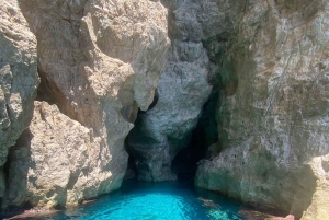 Marettimo: Insel Speedboat Tour mit Höhlenbesichtigung und Schwimmen