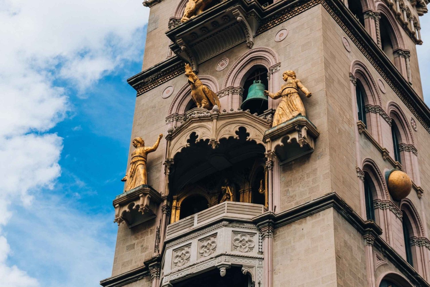 Mesyna: piesza wycieczka z przewodnikiem po najważniejszych atrakcjach miasta