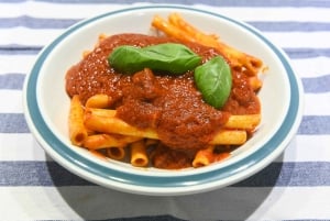 Mesina: Clase de cocina de pasta y tiramisú en casa de un lugareño