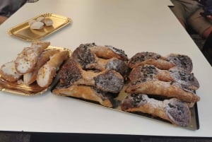 Rundvandring med street food i Messina och astronomisk klockshow