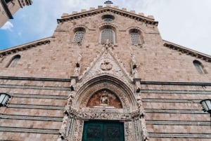 Rundvandring med street food i Messina och astronomisk klockshow