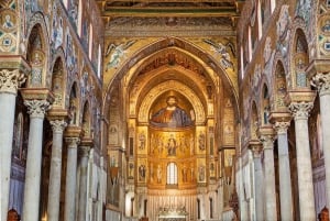 Ingresso ao claustro de Monreale com aplicação áudio
