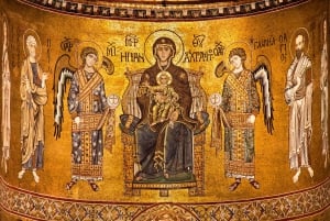 Ingresso ao claustro de Monreale com aplicação áudio