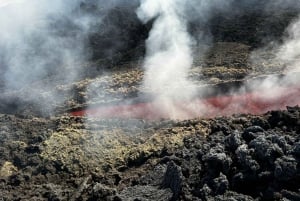 Monte Etna com recolha e entrega em Catânia: 3000 metros com teleférico e jipe