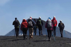Ätna: Zentraler Krater (3340 m) mit Seilbahn und Jeep