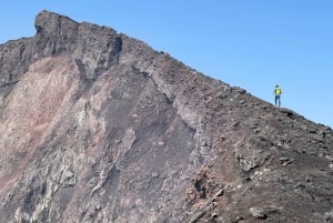 Etna-bjerget: Central Crater Guided Hike for avancerede vandrere