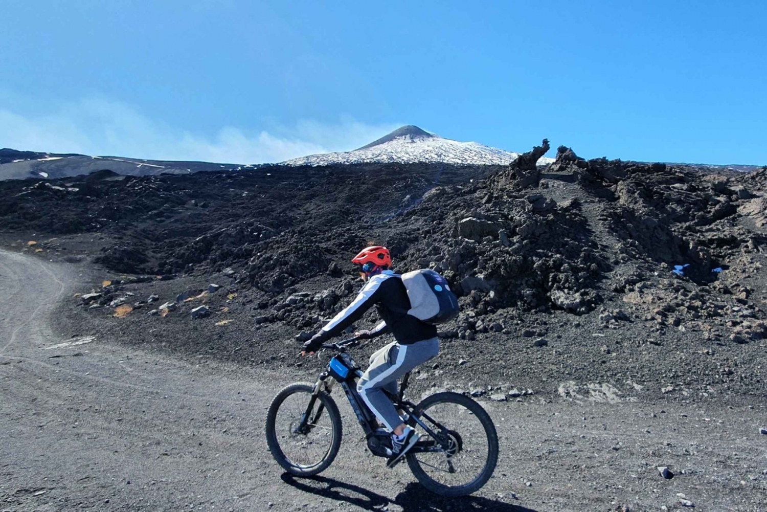 Mount Etna: E-Bike Tour with Lunch and Transportation