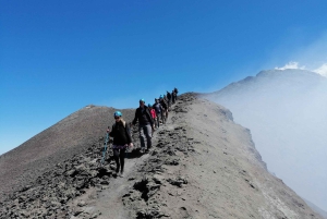 Etna: Fottur til toppen 3350 m fra nordsiden