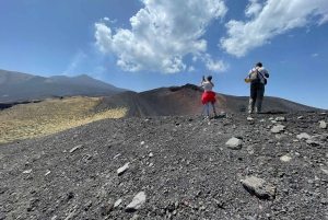 Etna: rondleiding met 4x4 en trektocht naar de noordelijke bovenste kraters