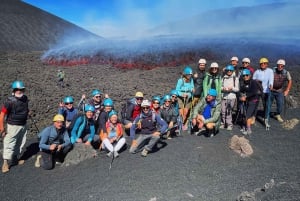 Etna: trekking sul cratere sommitale con funivia e opzione 4x4