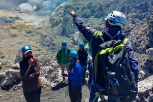 Ätna: Gipfelkraterwanderung mit Seilbahn und 4x4 Option