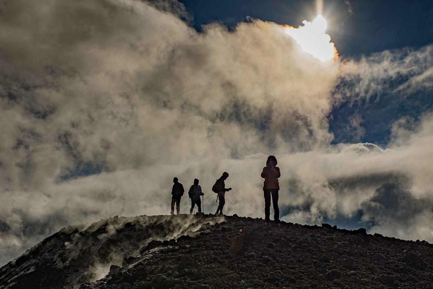 Excursão guiada às crateras do cume a 3.000 m