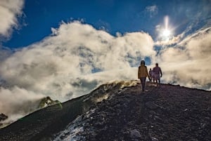 Escursione guidata ai crateri sommitali a 3.000 metri di altezza