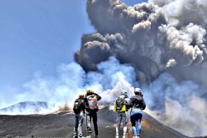 Guidet utflukt til Summit Craters 3 000 meter over havet