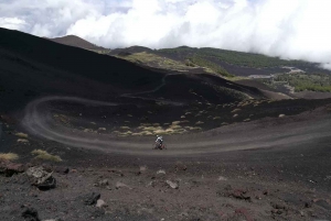 Mount Etna: Summit Cycling Tour
