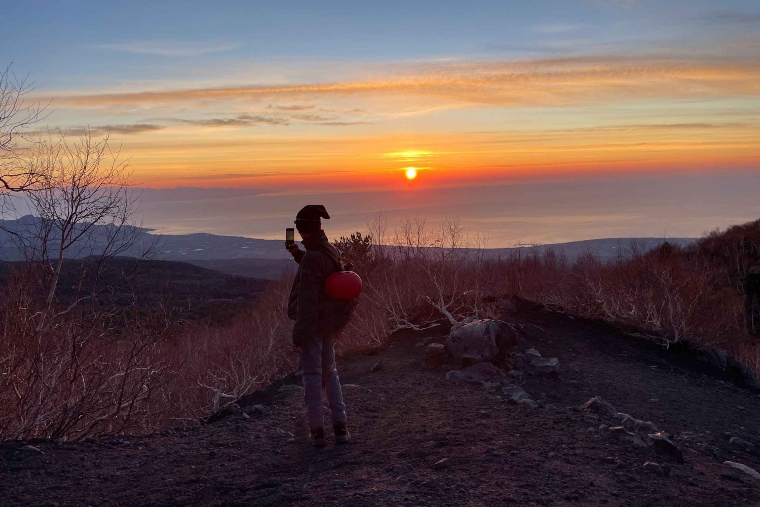 Etna: Wycieczka o wschodzie słońca z lokalnym przewodnikiem