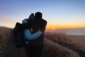 Monte Etna: Excursión al amanecer con un guía local experto