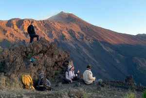 Berget Etna: Utflykt i soluppgången med en kunnig lokal guide