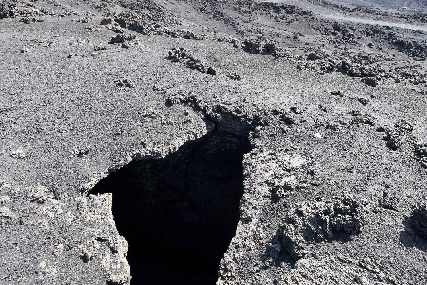 Mount Etna: Sunset e-bike day trip