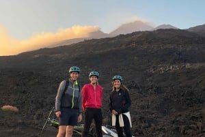 Mount Etna: Sunset e-bike day trip