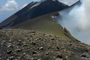 Etna: Toppkratere med 4x4 og trekkingtur