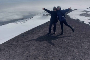 Etna med upphämtning och avlämning från Catania: 3000 meter med linbana och jeep