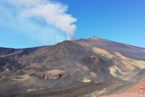Mt. Etna: Private Tour in 4x4 from Taormina