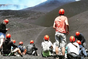 Nicolosi: Excursão às crateras do Etna a 3000 metros de altitude.