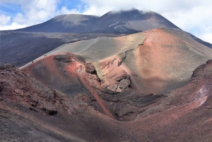 Nicolosi: Mount Etna Cable Car Excursion up to 3000 meters