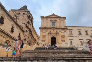 Guidet tur til fots i Noto