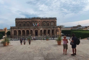 Guidet tur til fots i Noto