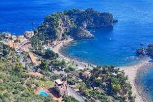 メッシーナ発タオルミーナとカステルモラ日帰りツアー