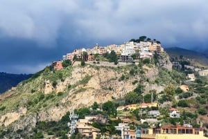 メッシーナ発タオルミーナとカステルモラ日帰りツアー