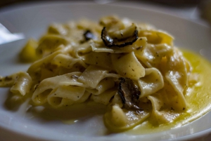 Palazzolo Acreide: Truffle Hunting with Lunch and Wine