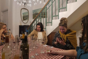Palermo: 2-Hour Sicilian Cheese and Wine Tasting Tour