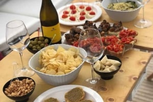 Palermo: Båttur med aperitiff, snorkling og grottetur