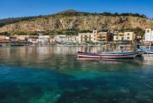 Palermo: Capo Gallo Private Boat Tour with Snacks